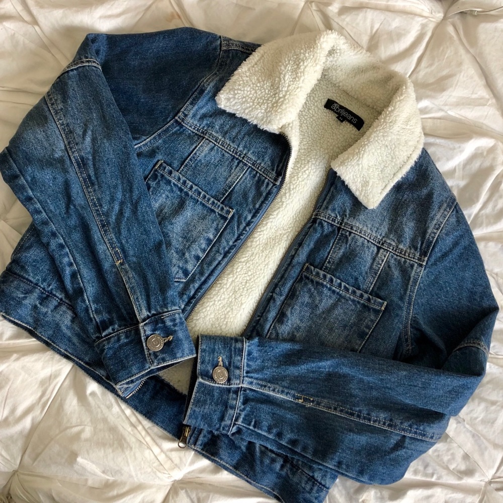 Sherpa Lined Denim Jacket 🌟👖